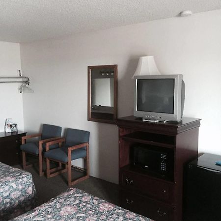 Country Inn Bolivar Luaran gambar